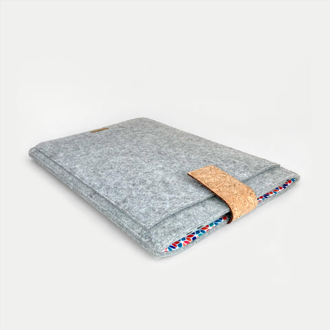 Fodral för MacBook Air 13 | med magnetstängning och extra fack | ljusgrå - Färgglad | Modell "HAKA"