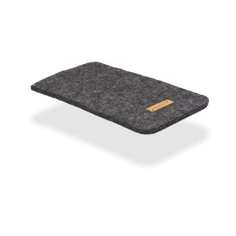 Mobilfodral för Fairphone 6 | av filt och ekologisk bomull | antracit - tracks | Modell "LET"