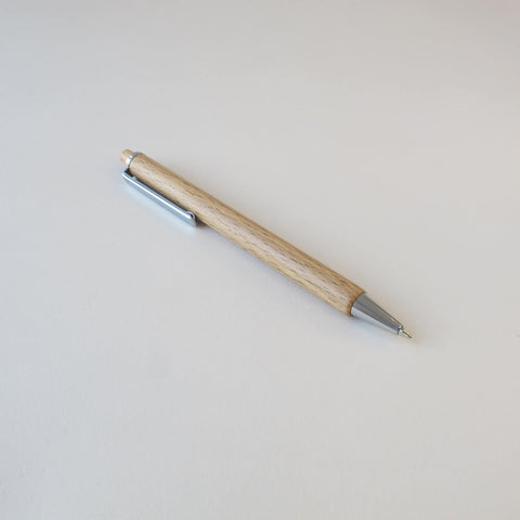 Hållbar kulspetspenna av trä och metall - Uma TREE