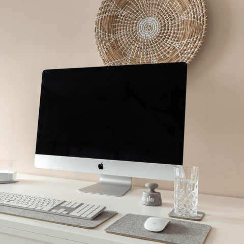 Musmatta av filt och kork | 20x25cm | ljusgrå