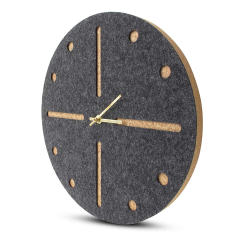 Väggklocka av filt och kork 30 cm | antracit - guld | Design: Odense