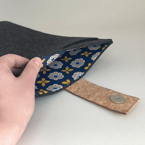 Fodral för Fujitsu Stylistic | med magnetstängning och extra fack  | antracit - Bloom | Modell "HAKA"