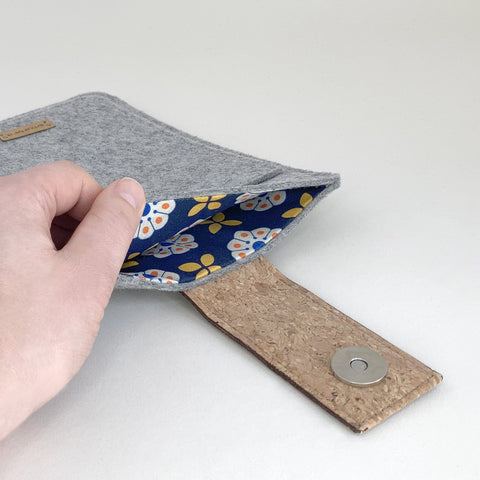 Fodral för reMarkable Paper Pro | med magnetstängning och extra fack | ljusgrå - Bloom | Modell "HAKA"