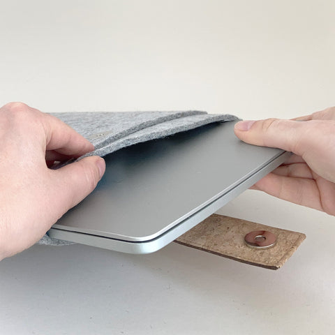 Fodral till Acer Swift Go | med magnetstängning och extra fack  | ljusgrå - former | Modell "HAKA"