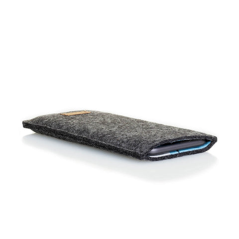 Telefonfodral för iPhone 16 | gjord av filt och ekologisk bomull | antracit - former | Modell "LET"