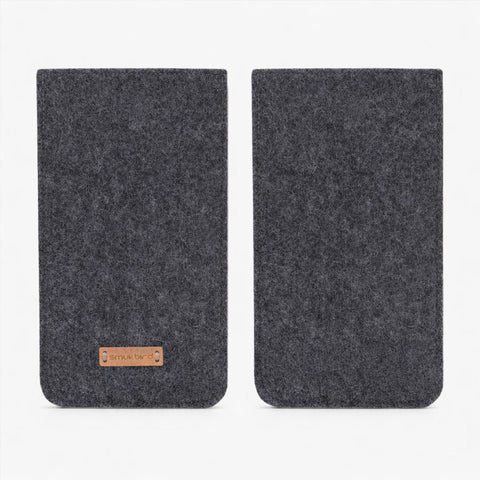 Mobiltelefonfodral på måttbeställning | tillverkat av filt och ekologisk bomull | antracit - stripes | "LET"-modell