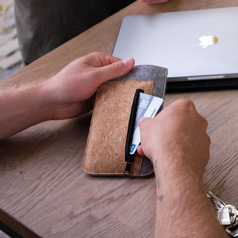 Mobilfodral med kortfack för Samsung Galaxy Z Fold6 | ljusgrå - bloom | Modell "ZIP"