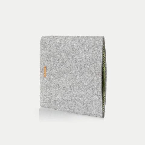 Fodral för Surface Pro 7 | tillverkad av filt och ekologisk bomull | ljusgrå - stripes | "LET"-modell
