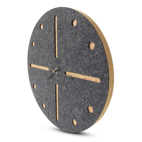 Väggklocka av filt och kork 30 cm | antracit - svart | Design: Odense