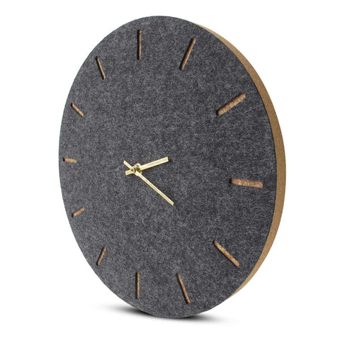 Väggklocka av filt och kork 30 cm | antracit - guld | Design: Köpenhamn