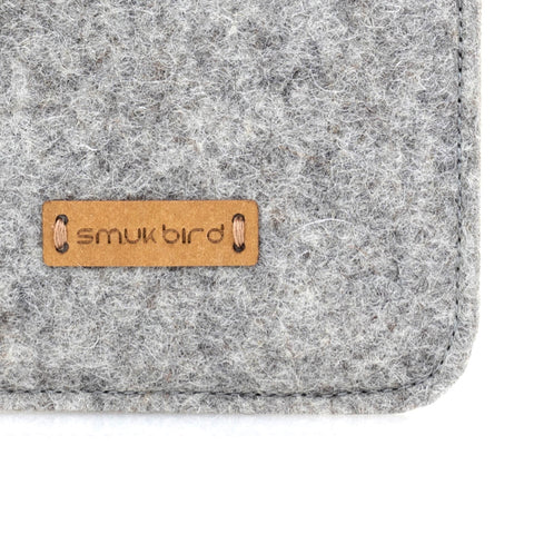 Överdrag för Kindle Scribe | av filt och ekologisk bomull | ljusgrå - shapes | "LET"-modell